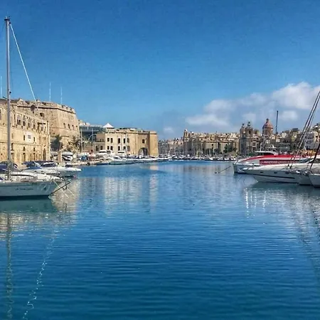 !! Studio !! Marina !! Three Cities , Valletta 公寓 Cospicua